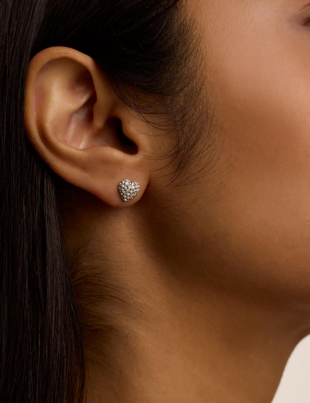 Ted Baker ADORAA - Crystal Heart Stud ピアス レディース シルバー | Japan  IBDS-17026