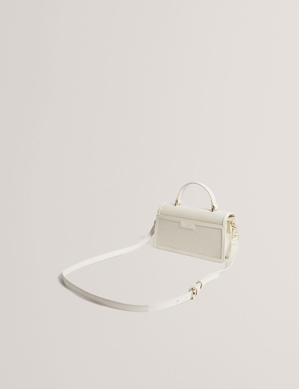 Ted Baker AUDRIS - Rose Detail Canvas Top Handleuette クロスボディバッグ レディース Ecru | Japan  ORQF-79481