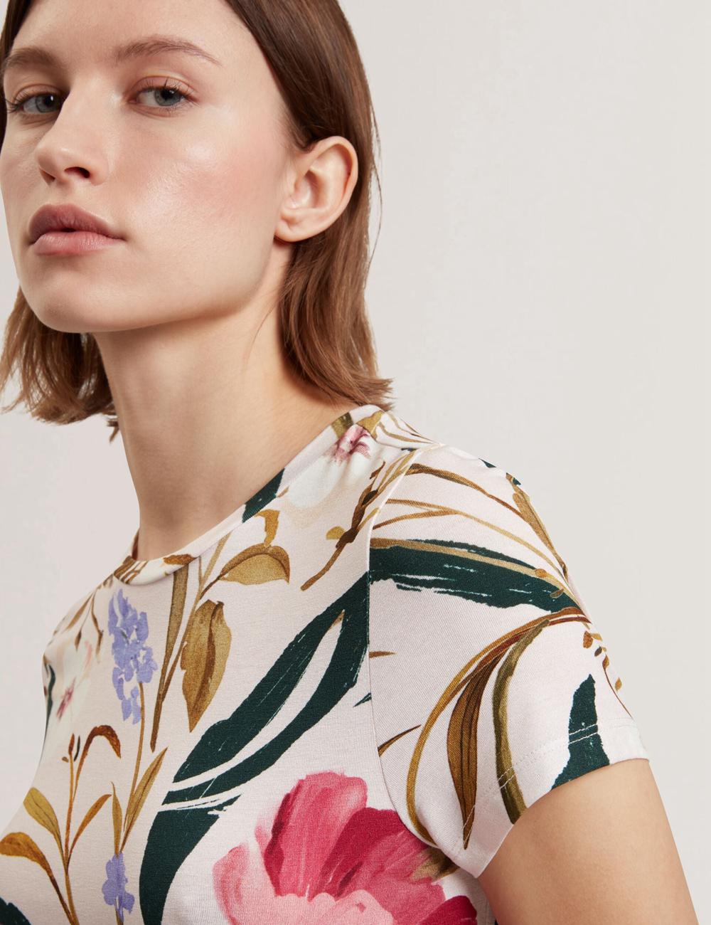 Ted Baker BELLIEA - Painted Floral Print Slim Fit Tシャツ レディース ピンク | Japan  FVYM-60521