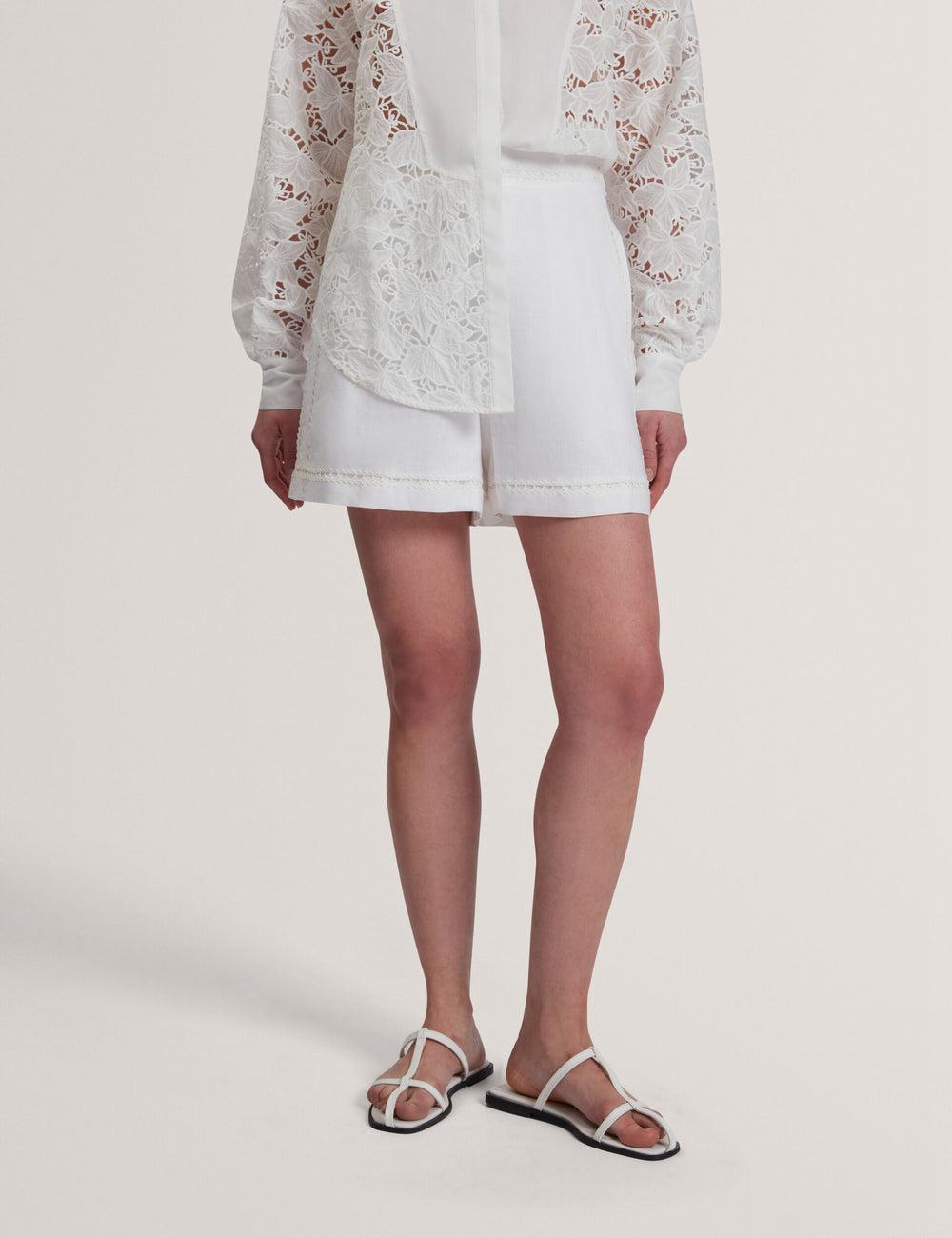 Ted Baker BUCCIA - Crochet Trim High Waisted Linen ショートパンツ レディース 白 | Japan  IVBT-41305