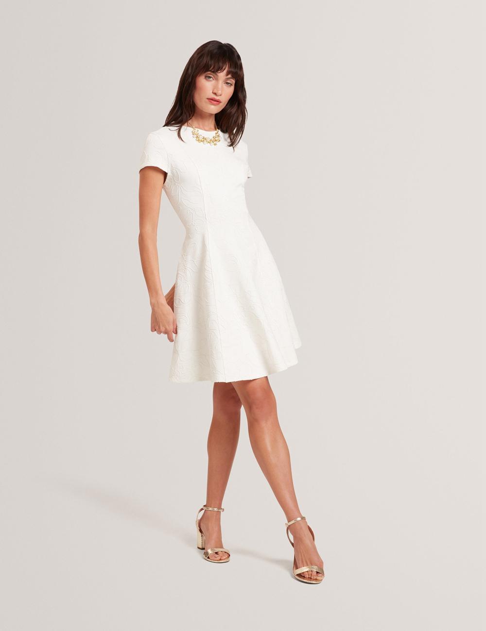 Ted Baker CLODAA - Embroidered Short Sleeve Skater ミニドレス レディース Ivory | Japan  AIHP-04186