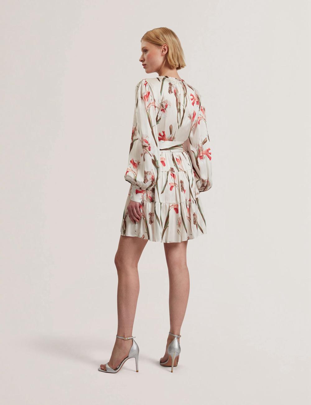 Ted Baker CUIABA - Floral V-Neck Waist ミニドレス レディース Ivory | Japan  ZUYR-47985