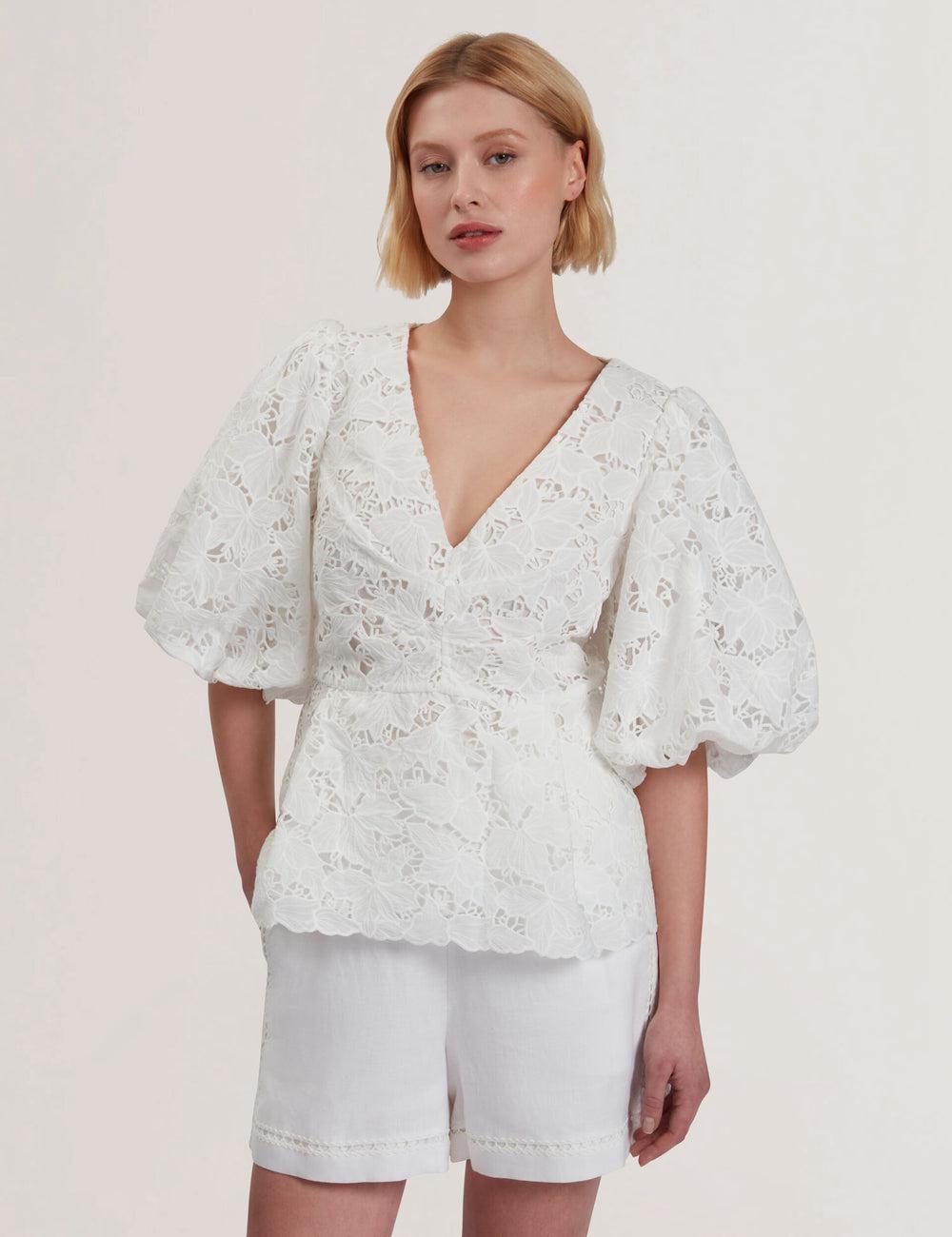 Ted Baker ELLARI - Lace Puff Sleeve V-Neck Peplum トップス レディース 白 | Japan  IQJP-85310
