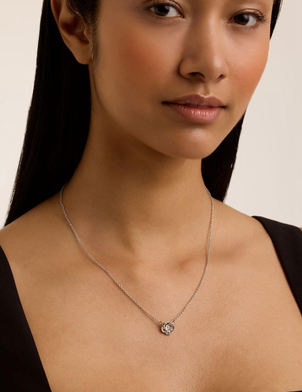 Ted Baker FLORITA - Crystal Flower Pendant ネックレス レディース シルバー | Japan  COGU-21584