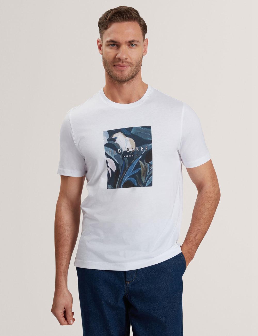 Ted Baker JUSTINO - Branded Box Print Graphic Cotton Tシャツ メンズ 白 | Japan  FUDJ-34297