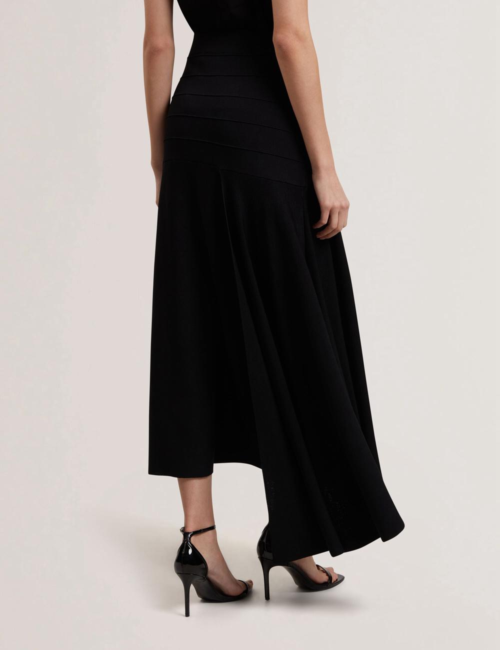 Ted Baker LAURRIE - Asymmetric Waterfall Hem Knitted スカート レディース 黒 | Japan  EBNC-17382