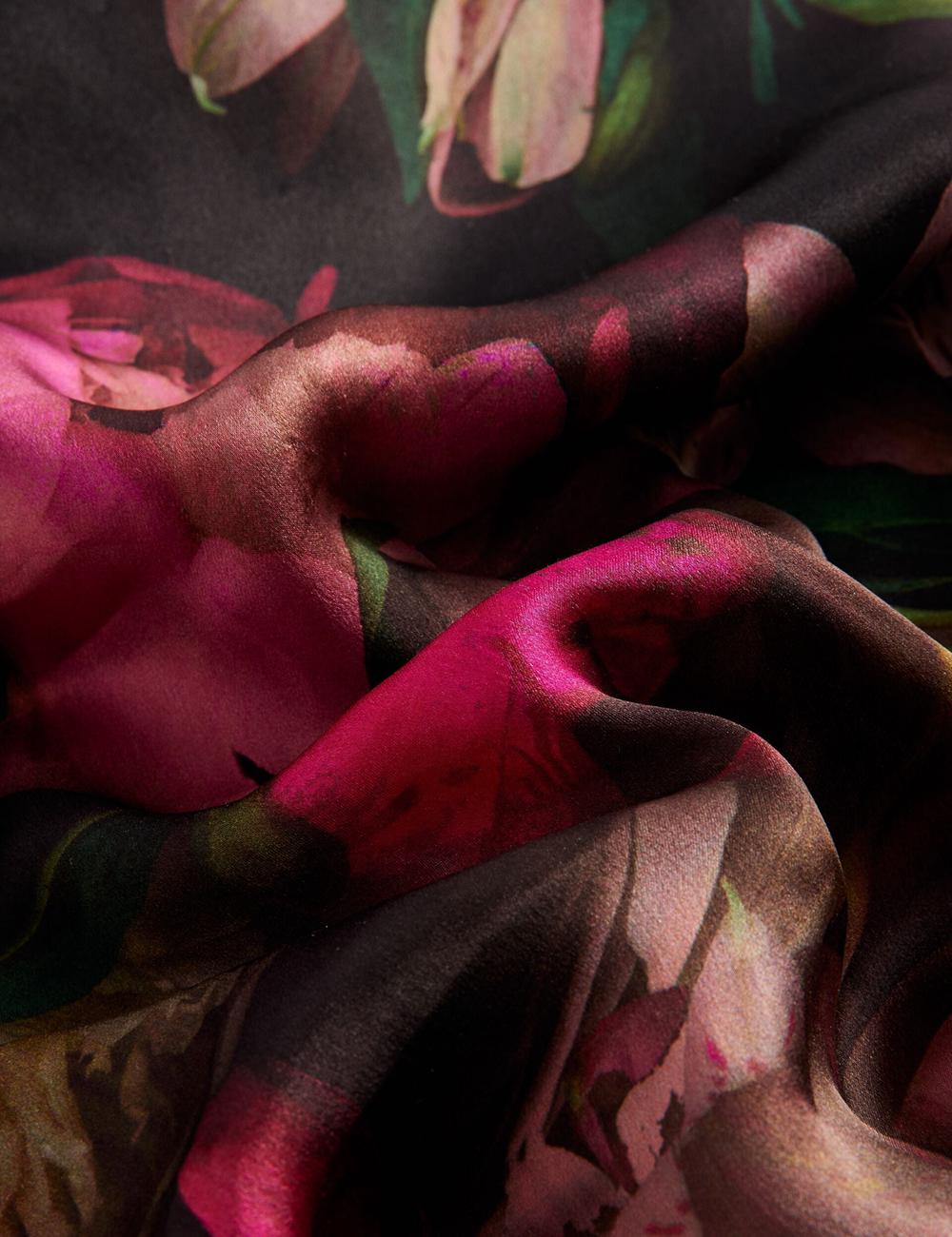 Ted Baker LEEEAA - Printed Silk Satin Square スカーフ レディース 黒 | Japan  HJNT-38194