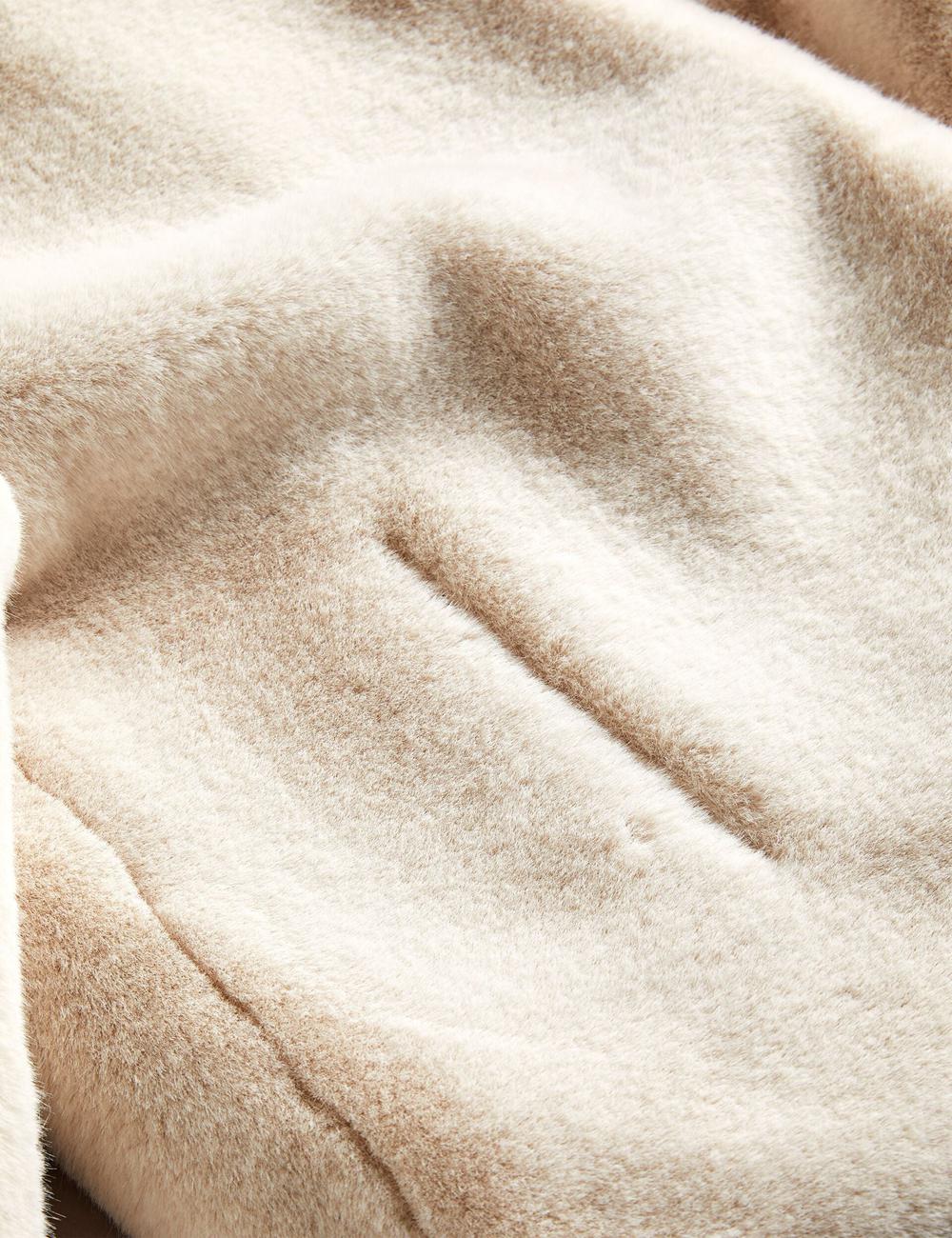 Ted Baker LILIAM - Faux Fur Collared Short Coat ジャケット レディース Ivory | Japan  WTXO-10498
