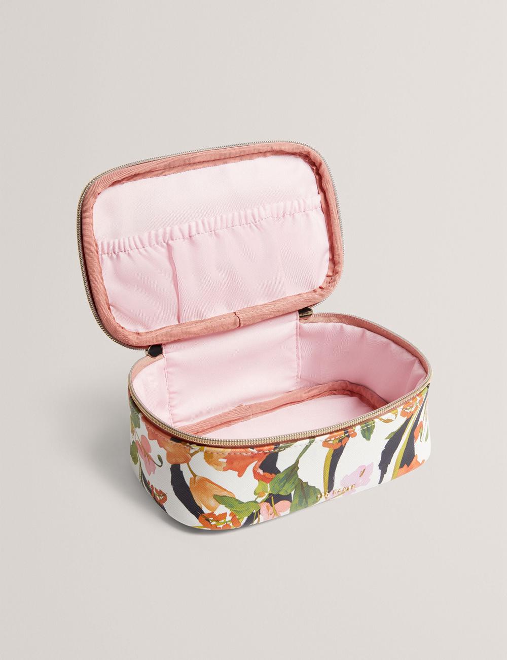 Ted Baker LOUIAA - Floral Printed Small Top Handle トイレタリーバッグ レディース 白 | Japan  HCNM-17625