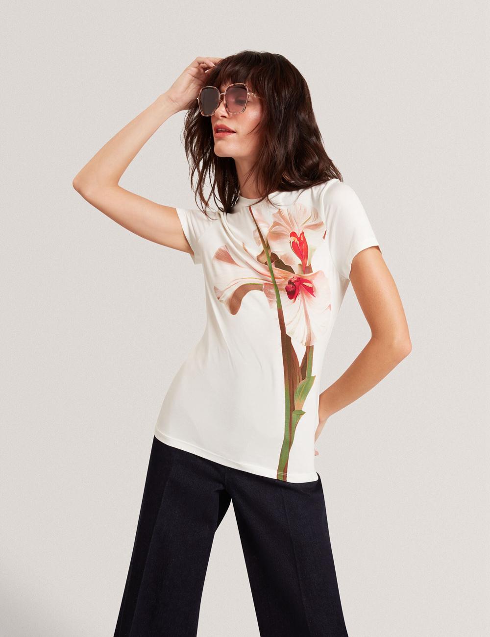 Ted Baker MEELIEE - Floral Graphic Fitted Crew Neck Tシャツ レディース ピンク | Japan  UINF-02965