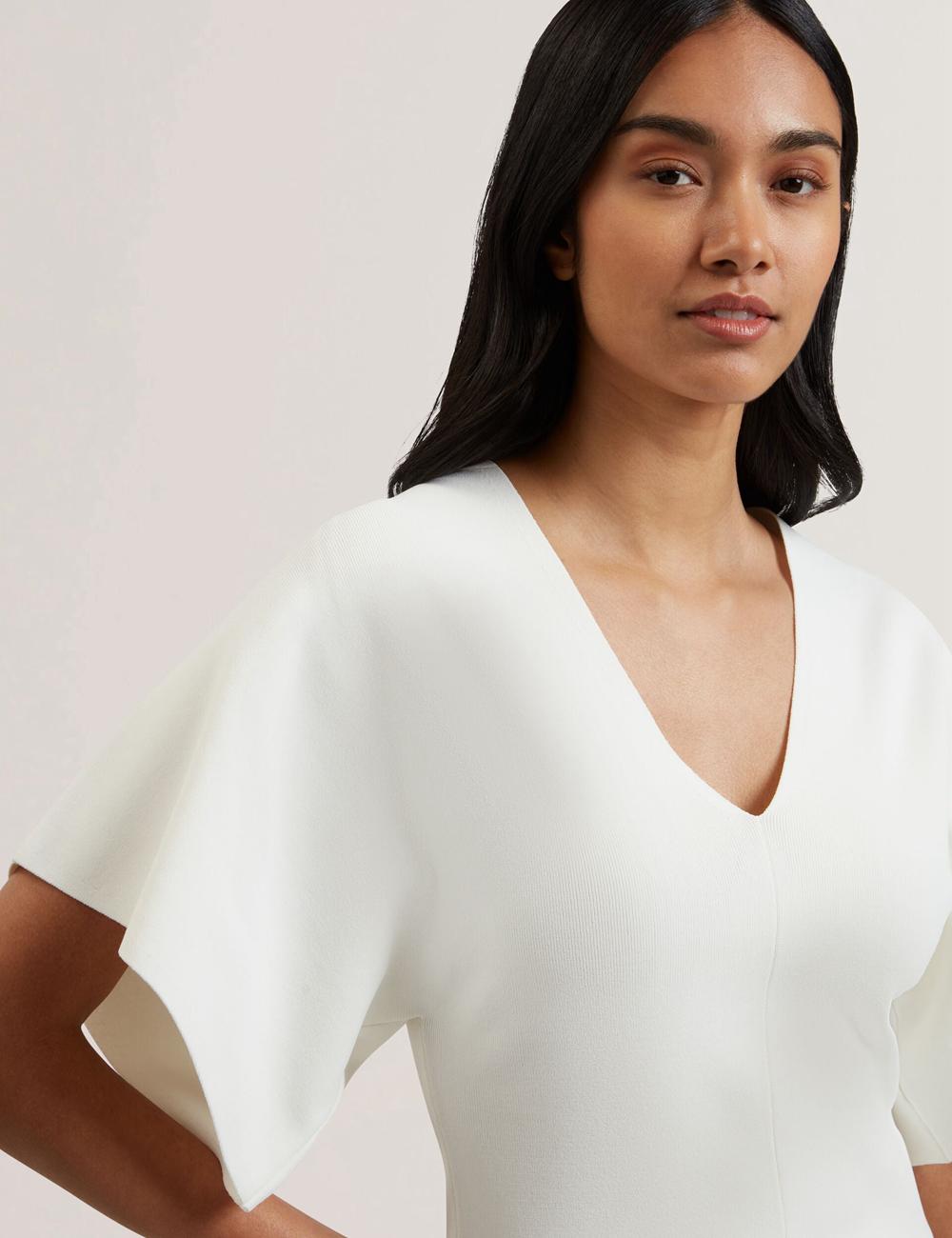 Ted Baker REGINAH - Wide Short Sleeve V-Neck Knitted トップス レディース Ivory | Japan  ZWNT-87231