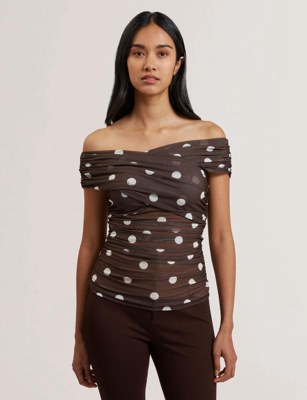 Ted Baker ZAAMO - Off-the-Shoulder Polka Dot Mesh トップス レディース ブラウン | Japan  WKUP-31594